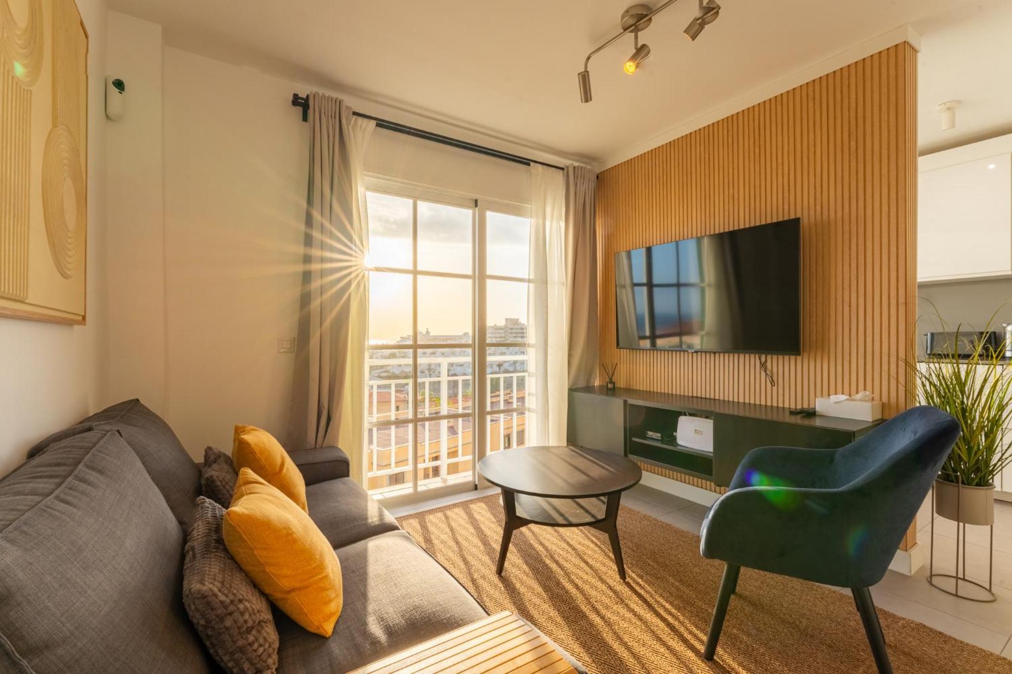 Callao Sunset Apartment, Sea View And Pool 칼라오살바헤 외부 사진